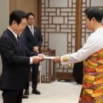 Ghana’s Ambassador to South Korea, Kojo Choi, presents credentials to President Lee Jae-myung
