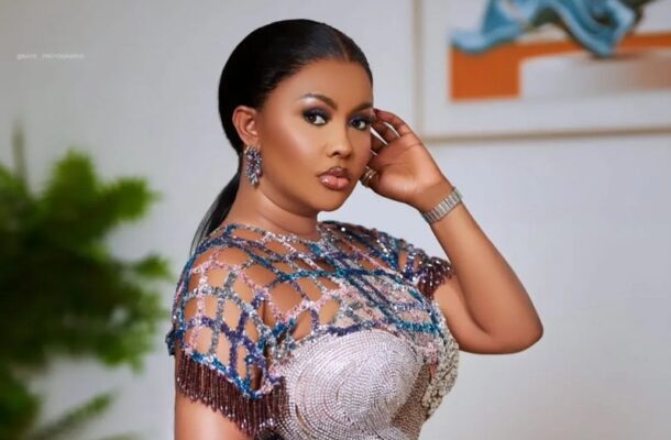 McBrown calls for dignity and respect in public after marriage ends