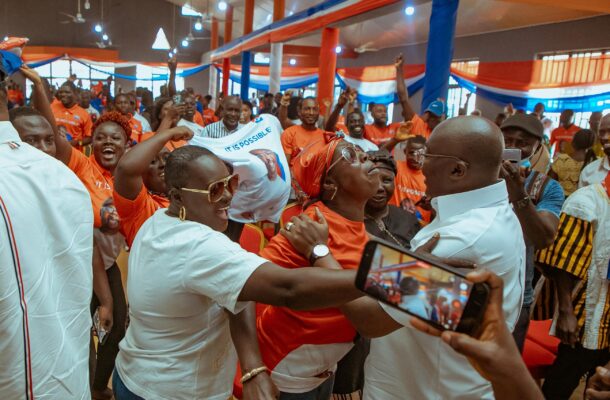 Mammoth welcome for Bawumia in Ashanti Region as he begins final charge towards NPP flagbearer