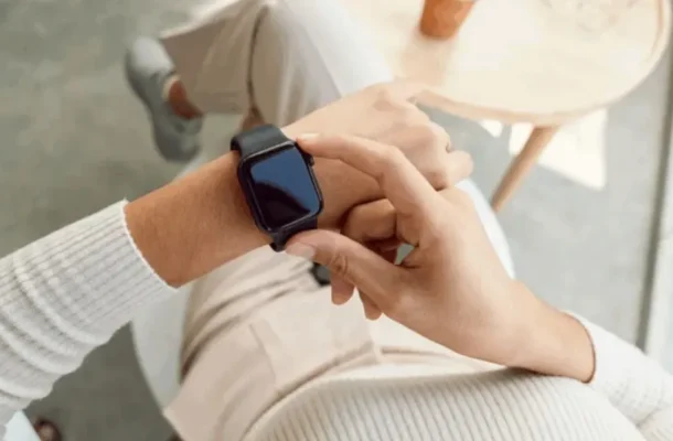 The Smartwatch Revolution: How Technology Is Saving Lives from Heart Arrhythmias