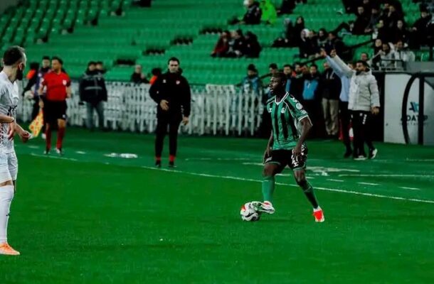 Kwabena Owusu makes Sakaryaspor debut in a narrow defeat to Erzurumspor in Turkish Lig 1