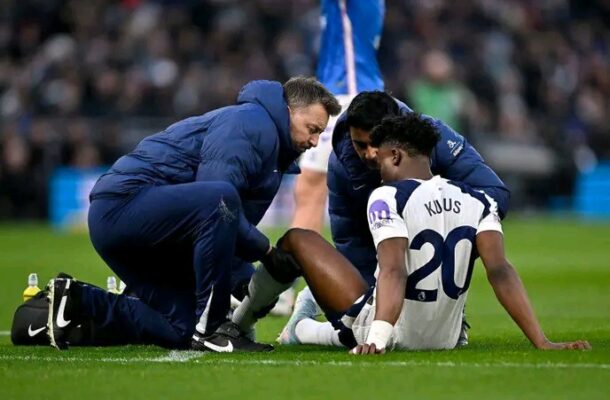 Mohammed Kudus returns to Amsterdam for specialist treatment of injury