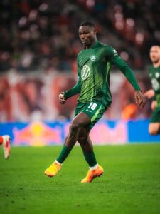 Adjetey makes Wolfsburg debut in thrilling draw with Leipzig ‎