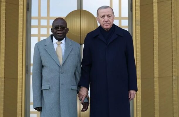 Nigeria president 'in great shape' after falling at Turkey reception