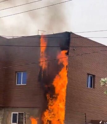 Fire ravages building at Tema community 25 [VIDEO]