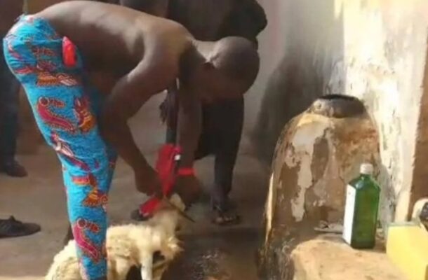 Abura Dunkwa Gyasehene destooled for having sex with fetish priestess