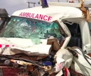 16 killed in Ford Transit–Ambulance head-on collision on Kumasi–Sunyani highway