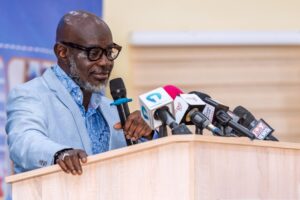 Frank Davies cautions law students